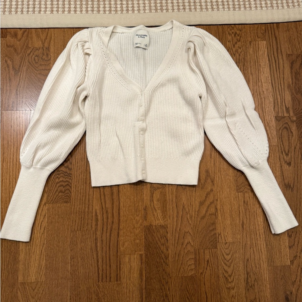 Abercrombie & Fitch Cream Cardigan Sweater